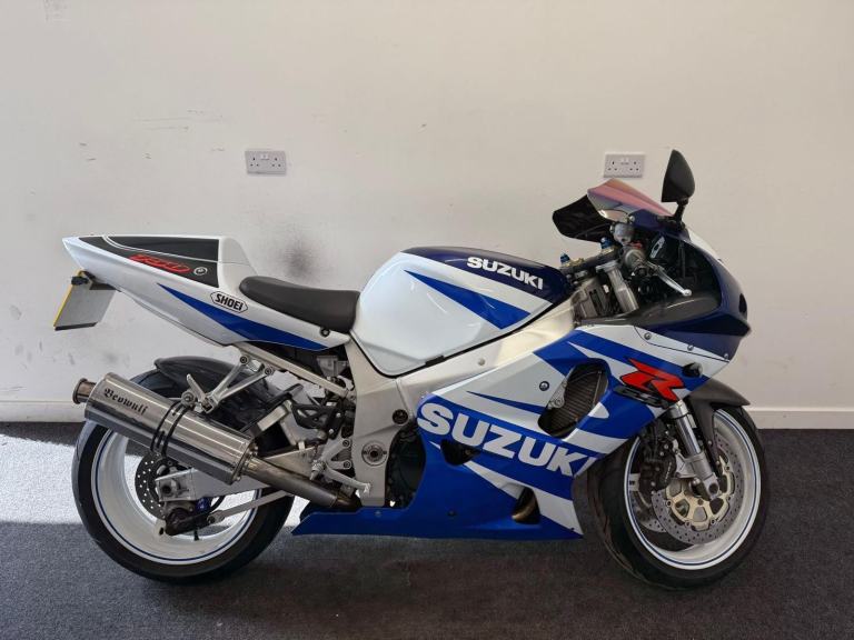 SUZUKI GSXR 750 ** 12 MONTH MOT - BEAWOLF EXHAUST - TAIL TIDY ** 