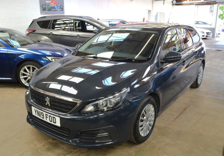 2019 Peugeot 308 ESTATE DIESEL Manual