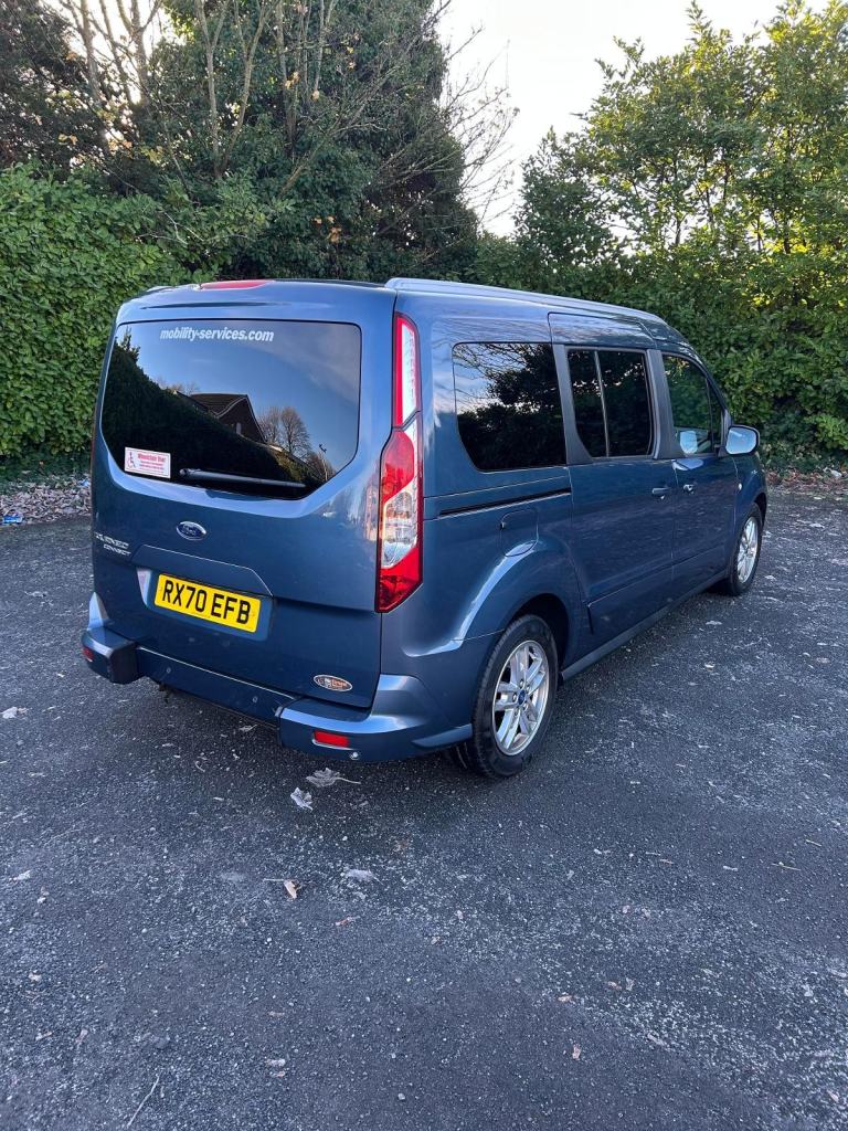 Ford Tourneo Connect 1.5TDCi Titanium Wheelchair Accessible Vehicle WAV