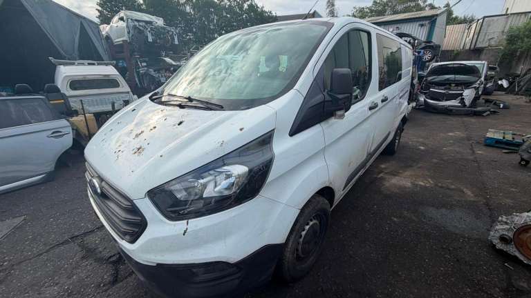 2018 FORD TRANSIT CUSTOM 2.0 TDCI 105PS LOW ROOF D/CAB VAN BREAKING FOR PARTS