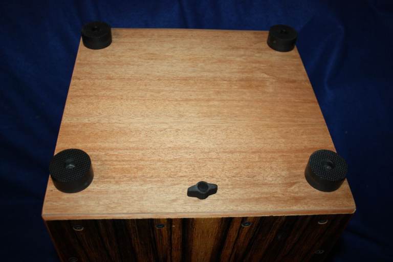 Nativo INIC-BROWN Inicia Series Standard-Class A Oak Cajon ~ Brown Front Finish ~ £95 ono