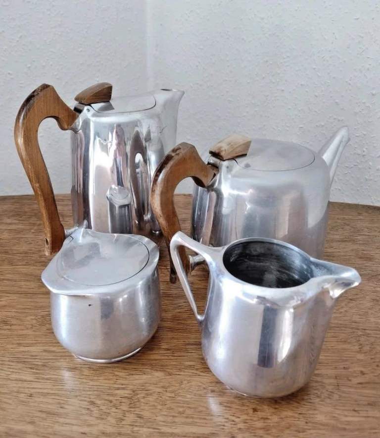 Vintage Picquot Ware 4-Piece Teapot Coffee Set