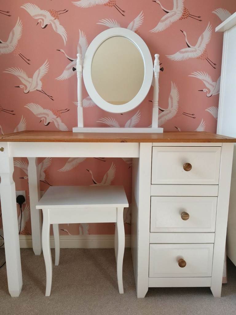 White & Oak Dressing Table with Stool and Mirror – Good Condition