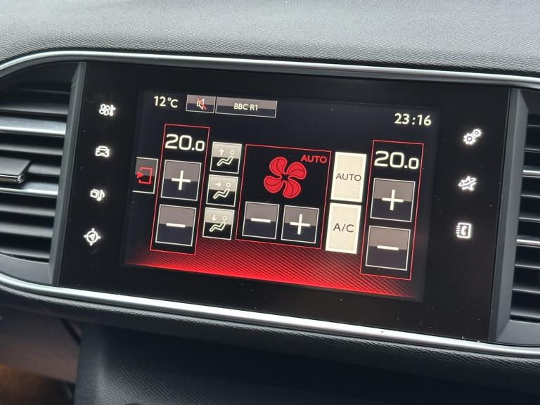 2015 Peugeot 208 2.0 BlueHDi GT-Line Diesel Manual 5 Door Estate Black