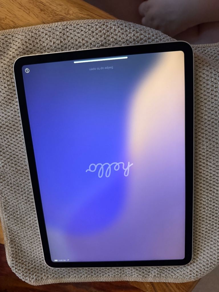 iPad 11 pro 256gb silver 