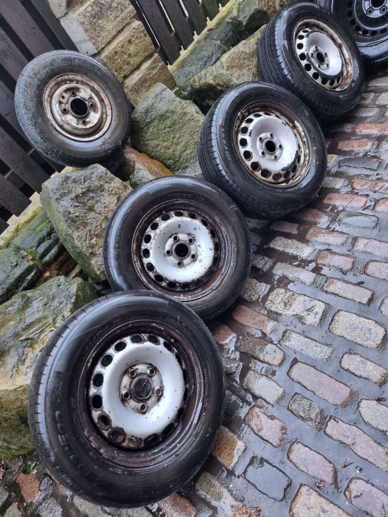 4x Vw Caddy 5x 112pcd wheels and brand new tyres just £100 for full set these fit most Vw cars 