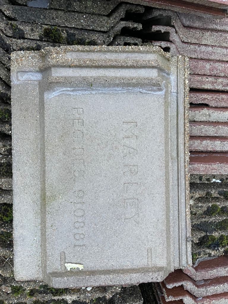 200x Reclaimed Marley Wessex Concrete Roof Tiles - Grey