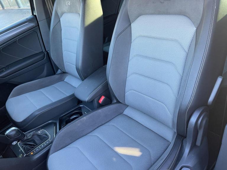 2020 Volkswagen Tiguan 1.5 TSI EVO R-Line Tech DSG Euro 6 (s/s) 5dr ESTATE Petrol Automatic