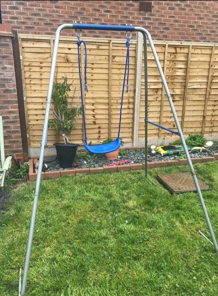 Children/toddlers swing