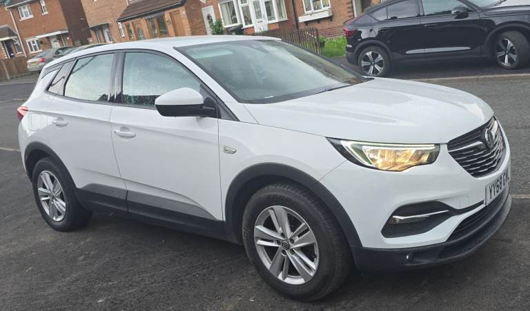 Vauxhall, GRANDLAND X, Hatchback, 2018, Manual, 1199 (cc), 5 doors