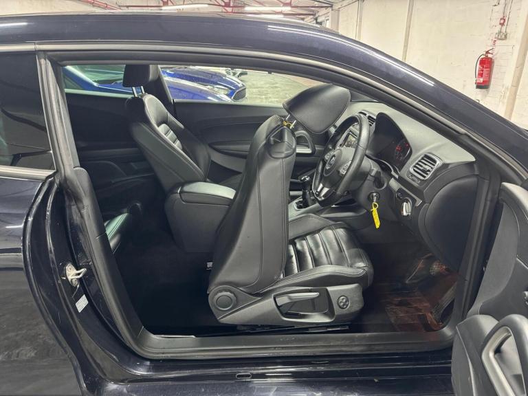 2012 Volkswagen Scirocco 2.0 TDi BlueMotion Tech GT 3dr [Nav/Leather] COUPE DIESEL Manual