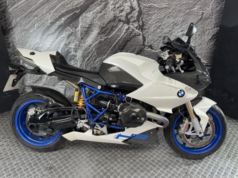 BMW HP2 SPORT 2010