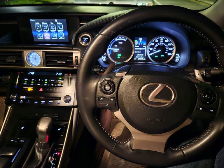 Lowest Mileage, Lexus IS300H Luxury CVT