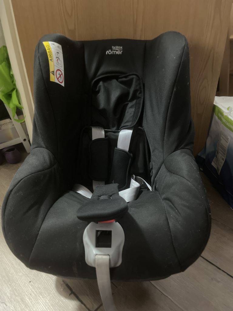 Baby car seat- Britax Romer 1st Class Plus