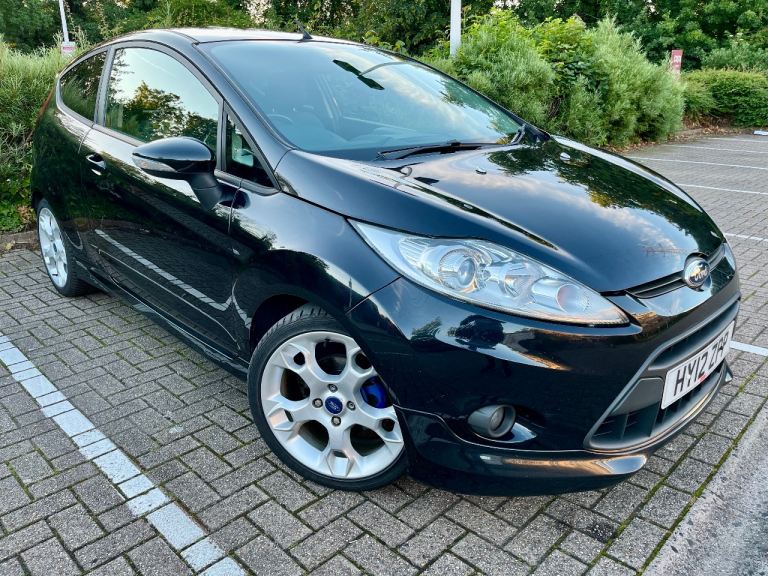 2012 Ford Fiesta Zetec S 1.6 120PS – Panther Black – 3dr - Petrol, Manual FSH - Mot: 2027