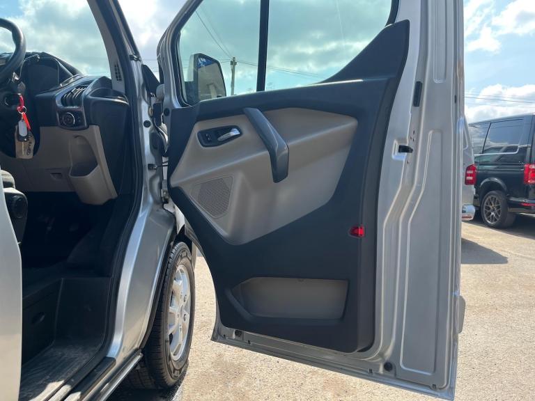 Ford Tourneo Custom 2.2 TDCi 155ps 8 Seater Limited 65,000 Miles Minibus No Vat