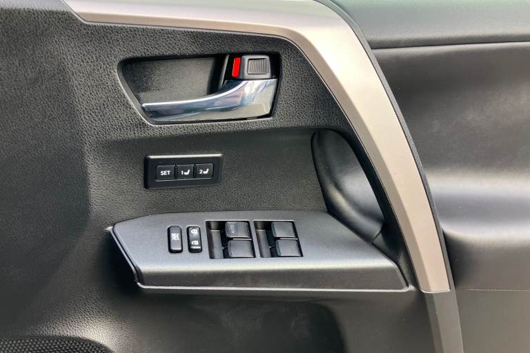 2017 Toyota RAV4 2.5 VVT-i Hybrid Excel TSS 5dr CVT SUV PETROL/ELECTRIC Automatic