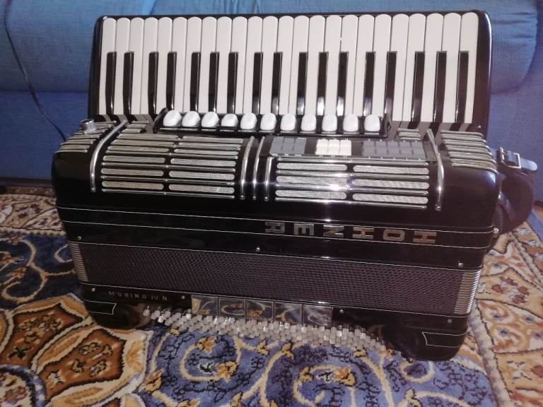 Hohner Morino IV N 120 Bass Piano Accordion