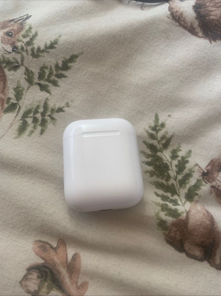 Apple air pods 2nd generation (white) 