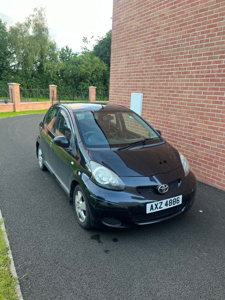 Toyota, AYGO, Hatchback, 2010, Manual, 998 (cc), 5 doors