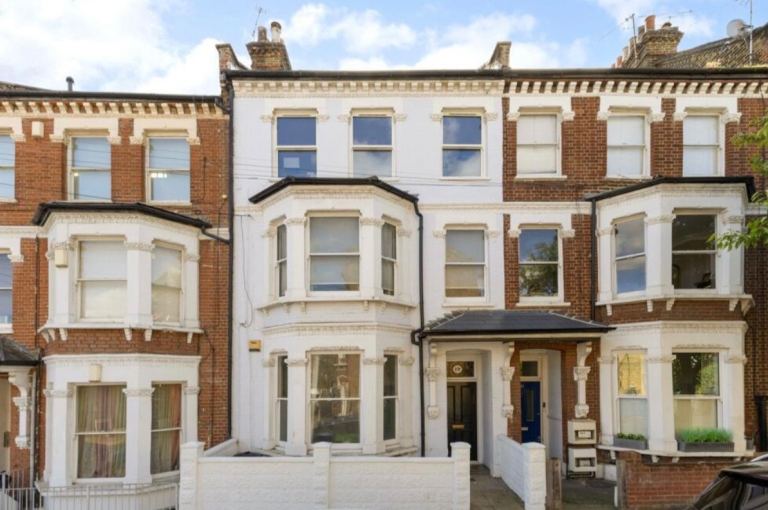 1 bed Eckstein Road, London, SW11