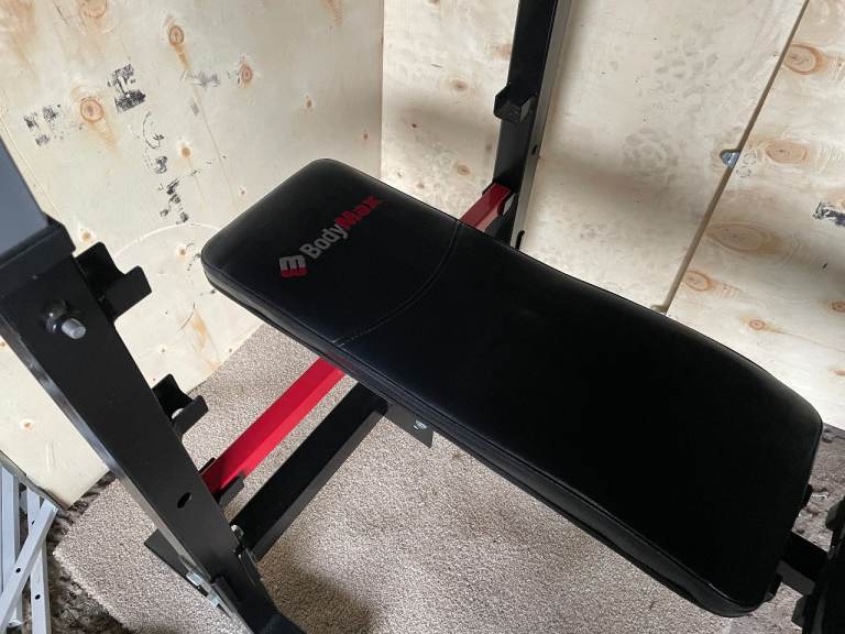 BodyMax CF342 Compact Folding Weight Bench – Good Condition
