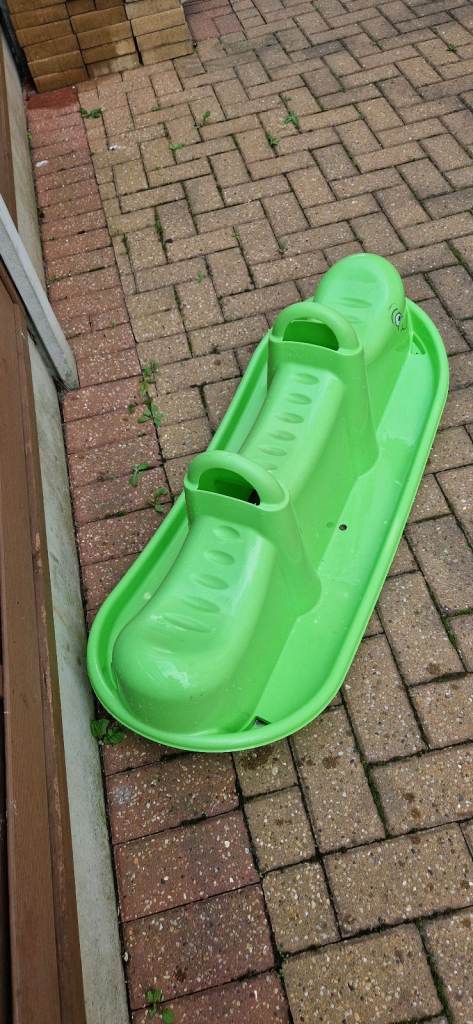 CHAD VALLEY GREEN ROCKING CROCODILE. IN EXCELLENT CONDITION.