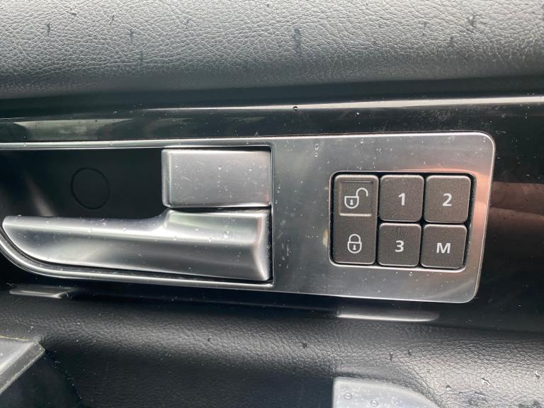 2015 Land Rover Discovery 3.0 SDV6 HSE 5dr Auto 7 Seats  ESTATE Diesel Automatic