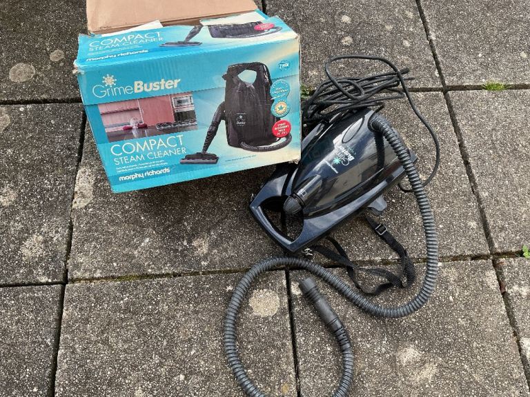 Morphy Richard’s Compact steam cleaner