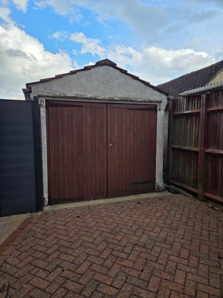 FREE DETACHED PRECAST CONCRETE GARAGE - Buyer to Dismantle & Remove Horsham