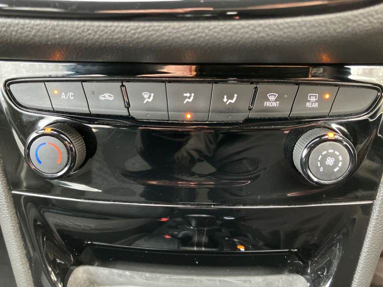 2017 Vauxhall Astra 1.4T 16V 150 SRi 5dr Auto Estate PETROL Automatic