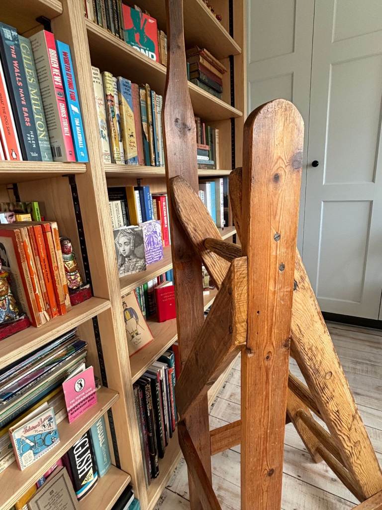Lovely rustic pine library steps, artisan-made and pre-loved.
