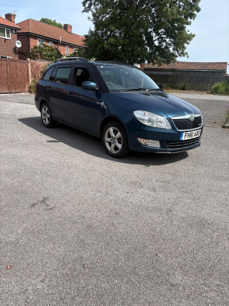 Skoda, FABIA, Estate, 2012, Manual, 1199 (cc), 5 doors