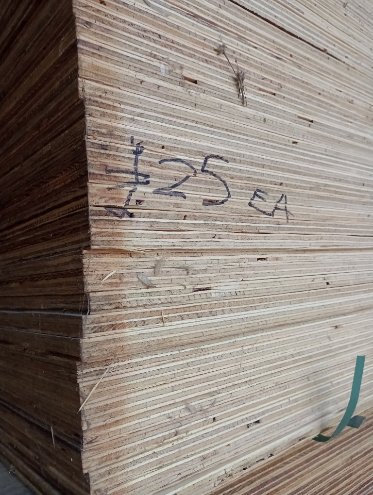 Plywood sheets 