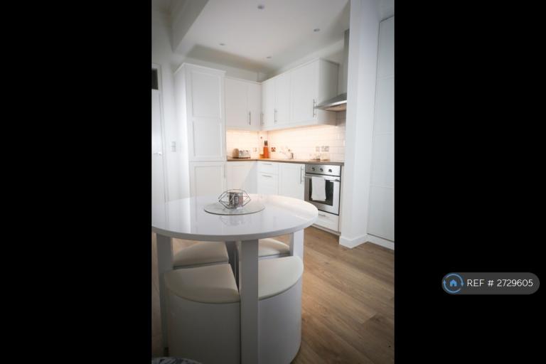 1 bedroom flat in Edinburgh, Edinburgh, EH11 (1 bed) (#2729605)