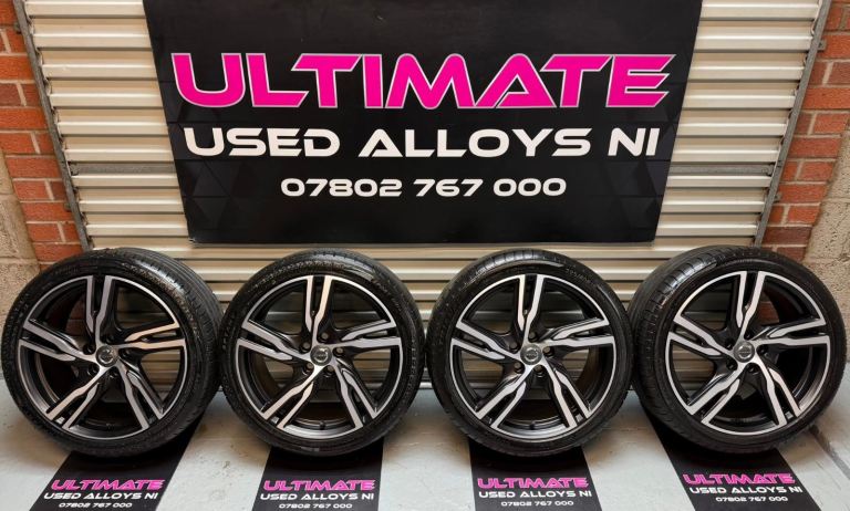 Volvo V40 R-Design Alloy’s (Genuine)