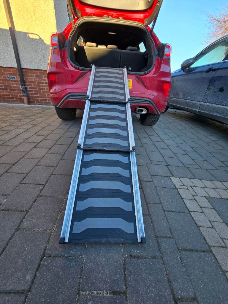 Trixie 3-Step Black/Grey Telescope Ramp Aluminium/TPR for Dogs