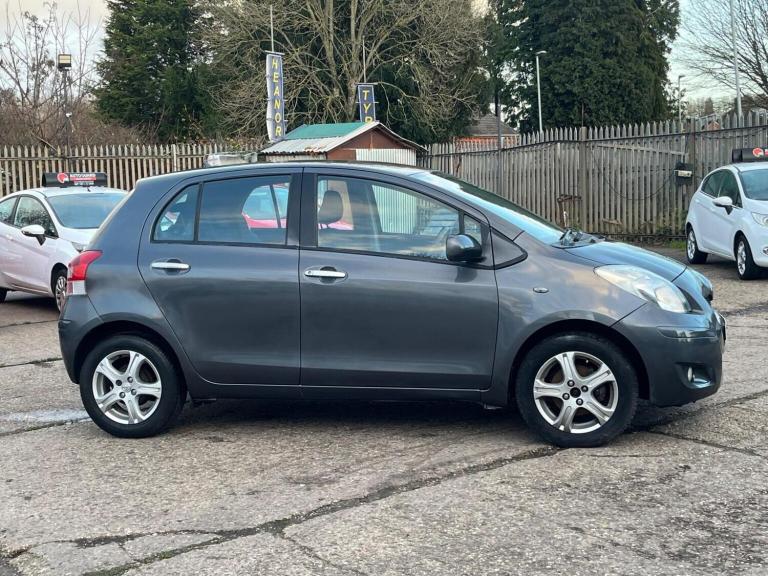 TOYOTA YARIS 1.33 Dual VVT-i TR Euro 4 (s/s) 5dr 2010