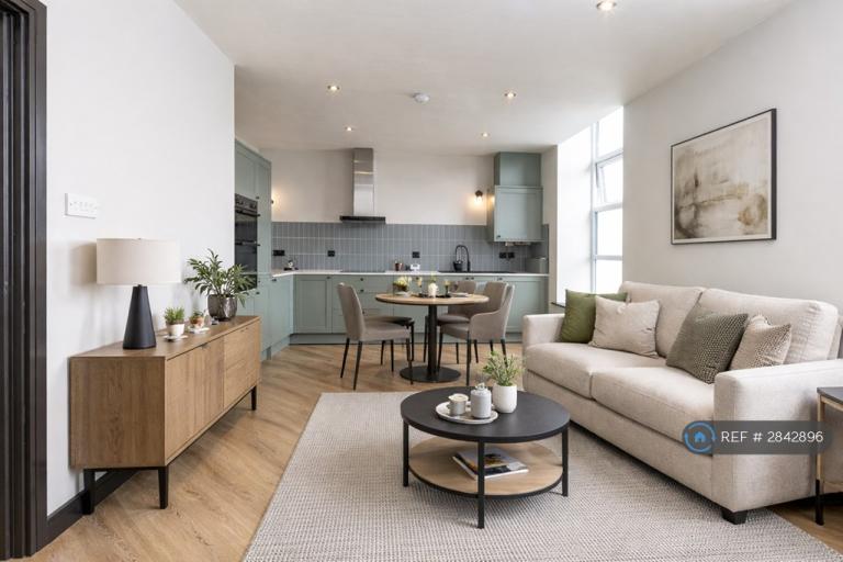 1 bedroom flat in Park Road, Rossendale, BB4 (1 bed) (#2842896)