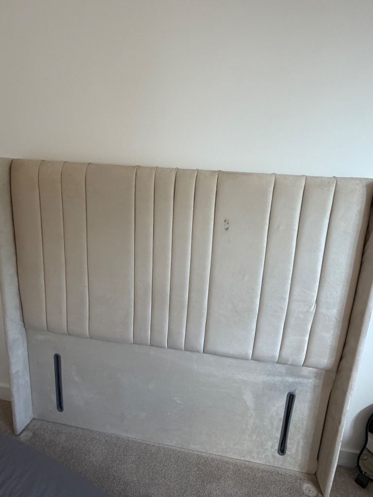 Title: Champagne Velvet Winged Headboard – [Double] – Fluted Design