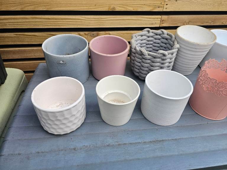 Joblot large bundle of indoor plant pots