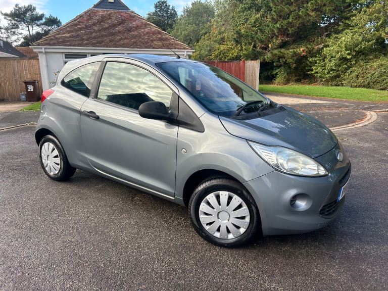 Ford, KA, Hatchback, 2010, Manual, 1242 (cc), 3 doors