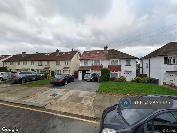 1 bedroom in Layfield Crescent, London, NW4 (#2859935)
