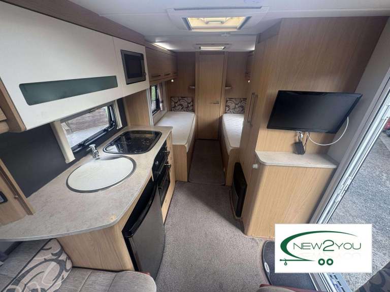 2012 Elddis Avante 574 4 Berth Fixed Singles Caravan - STOCK E131