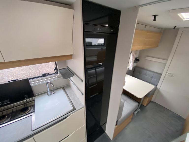 ADRIA ADORA SAVA - 2021 - FIXED SINGLE BEDS - 4 BERTH - PRISTINE ONE OWNER 