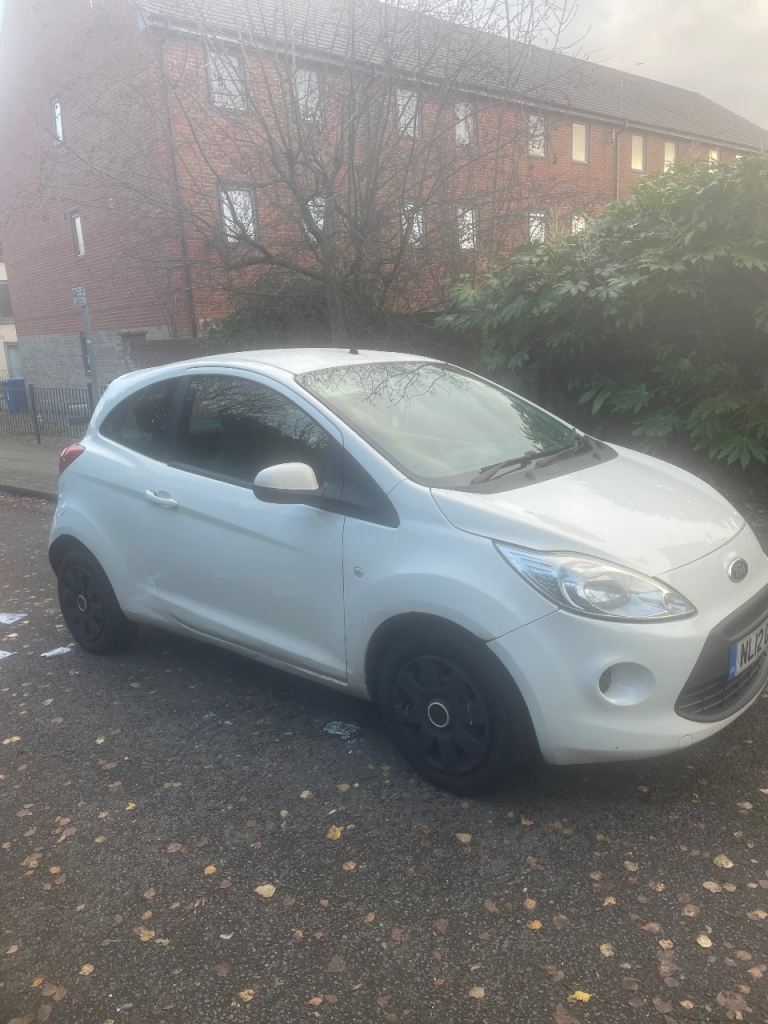 Ford, KA, Hatchback, 2012, Manual, 1242 (cc), 3 doors