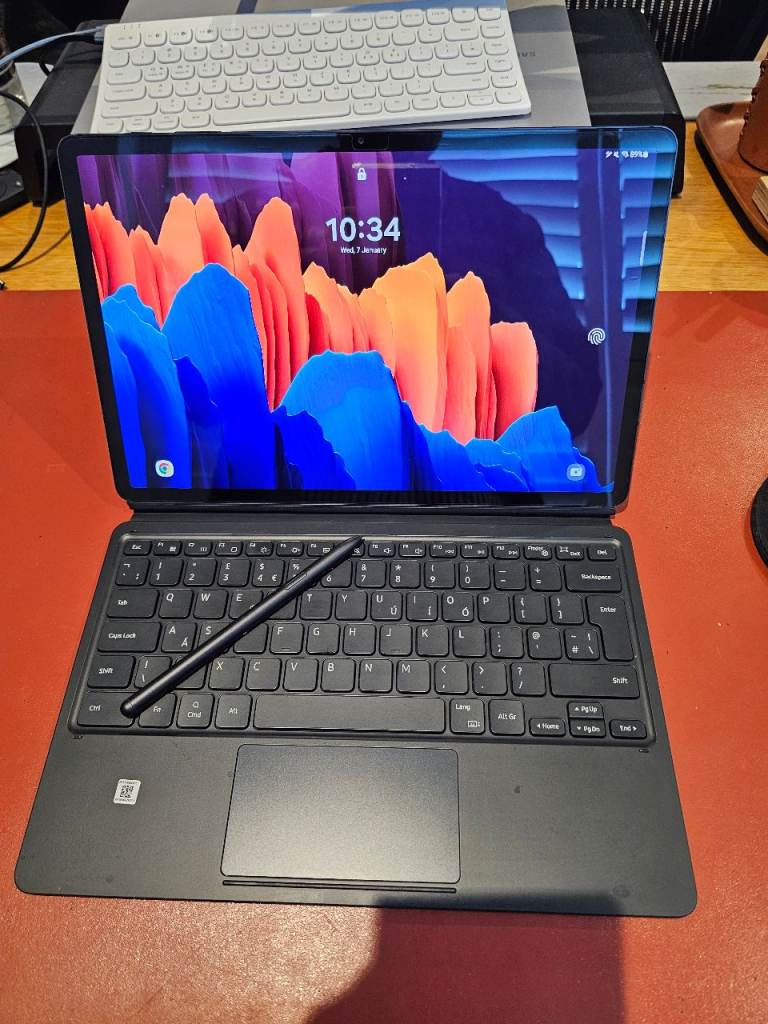 Veery good condition and fully working Samsung galaxy tap s7 plus for sale. 