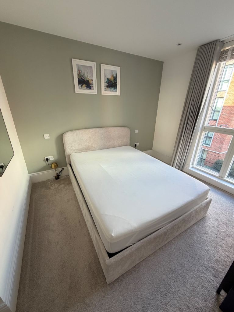 NEXT Kingsize Ottoman Bedframe