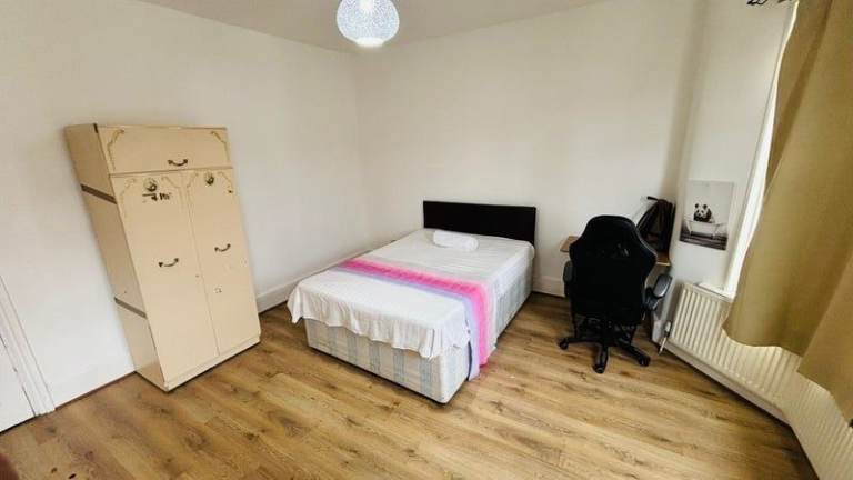 🍁Newly Renovated Double Room – Ilford / Manor Park / East Ham