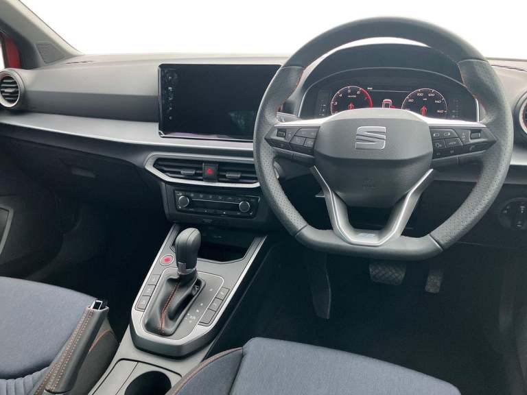 2025 SEAT Arona 1.0 TSI 115 FR Black Edition 5dr DSG Hatchback PETROL Automatic